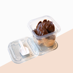 Профитроли в шоколадном соусе